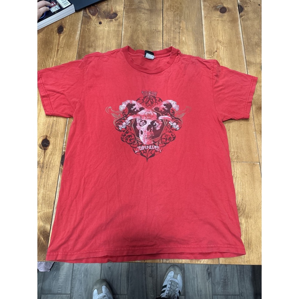 Quiksilver Men's Red Skull Graphic Short Sleeve T-Shirt Surfing Skate Tee